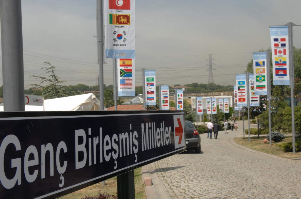 genc-birles%cc%a7mis-mlletler