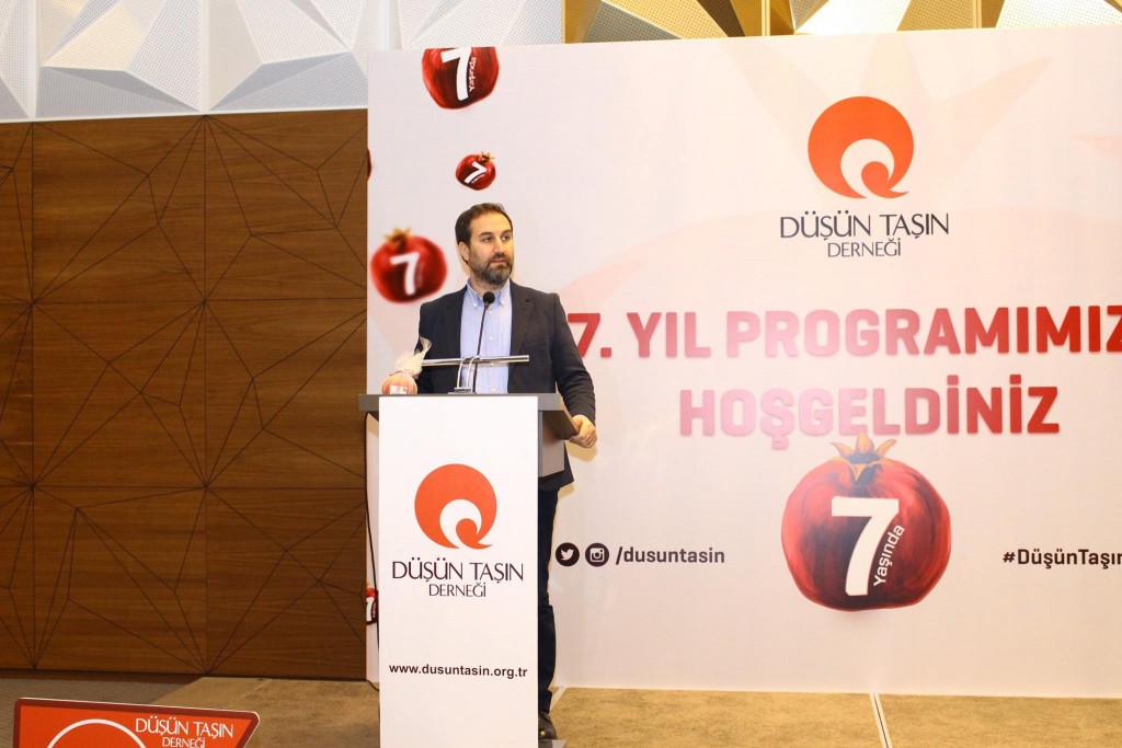 Dusun_Tasin_Mustafa Sen